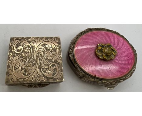 Continental silver and enamel box marked .925 with an engraved silver, gilt lined box 3 x 2.5cm Birmingham 1979, maker S. J R