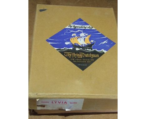 Retro Lyvia Flying Dutchman Lamp in original box 9 1/2 inches tall