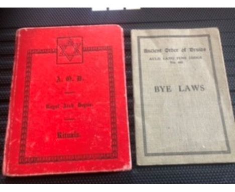 Ancient order of druids booklets , sash and 2 medals ( triangular one is silver )