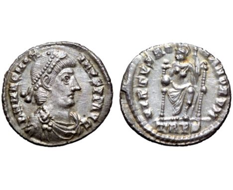 Magnus Maximus AR Siliqua. Treveri, AD 383-388. D N MAG MAXIMVS P F AVG, pearl-diademed, draped and cuirassed bust right / VI