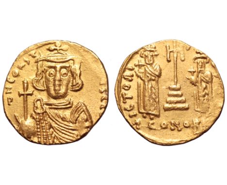 Constantine IV AV Solidus. Syracuse, circa AD 668-673. D N CONSt…, crowned bust facing, wearing chlamys and holding globus cr
