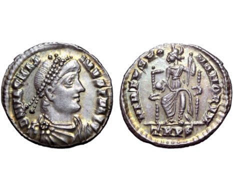 Magnus Maximus AR Siliqua. Treveri, AD 383-388. D N MAG MAXIMVS P F AVG, pearl-diademed, draped and cuirassed bust right / VI