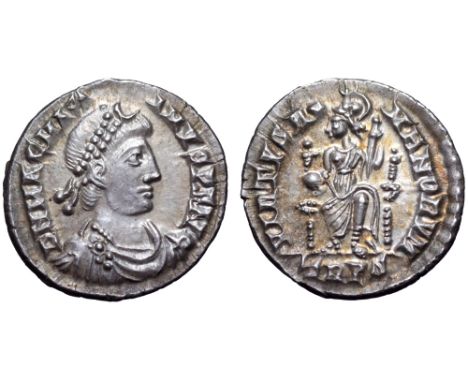 Magnus Maximus AR Siliqua. Treveri, AD 383-388. D N MAG MAXIMVS P F AVG, pearl-diademed, draped and cuirassed bust right / VI