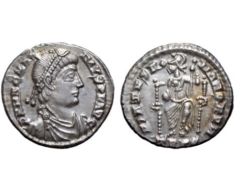 Magnus Maximus AR Siliqua. Treveri, AD 383-388. D N MAG MAXIMVS P F AVG, pearl-diademed, draped and cuirassed bust right / VI