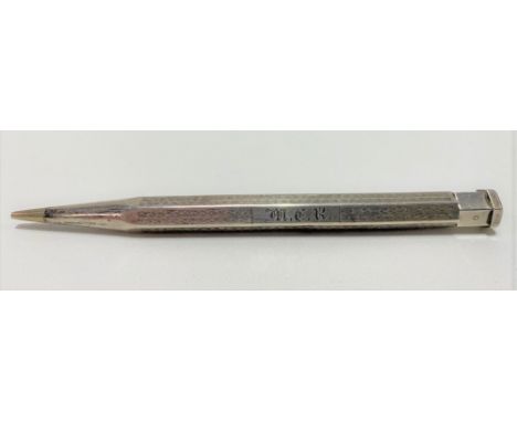 A silver engine turned yard - O-LED propelling pencil, weight 22.7g approx.