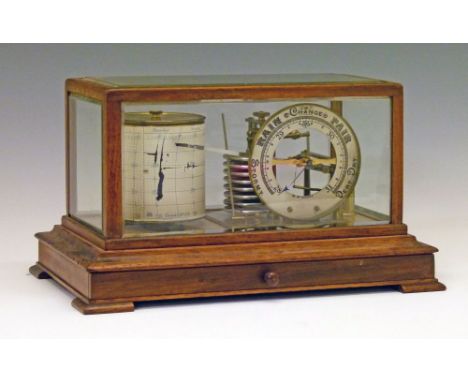 Early 20th Century oak cased combination barograph and barometer having an eight tier vacuum and with silvered barometer scal