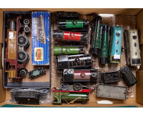 Railway: A collection of assorted railway items to include OO gauge and O gauge: Hornby 4-6-2 LMS locomotive, three diecast H