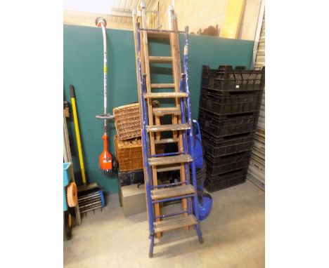 Extending wooden ladders & step ladders