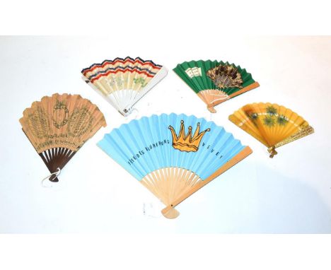 An unusual Early 20th century fan in fontange form, the single paper leaf printed with a scene of a Hunt, the seated riders p