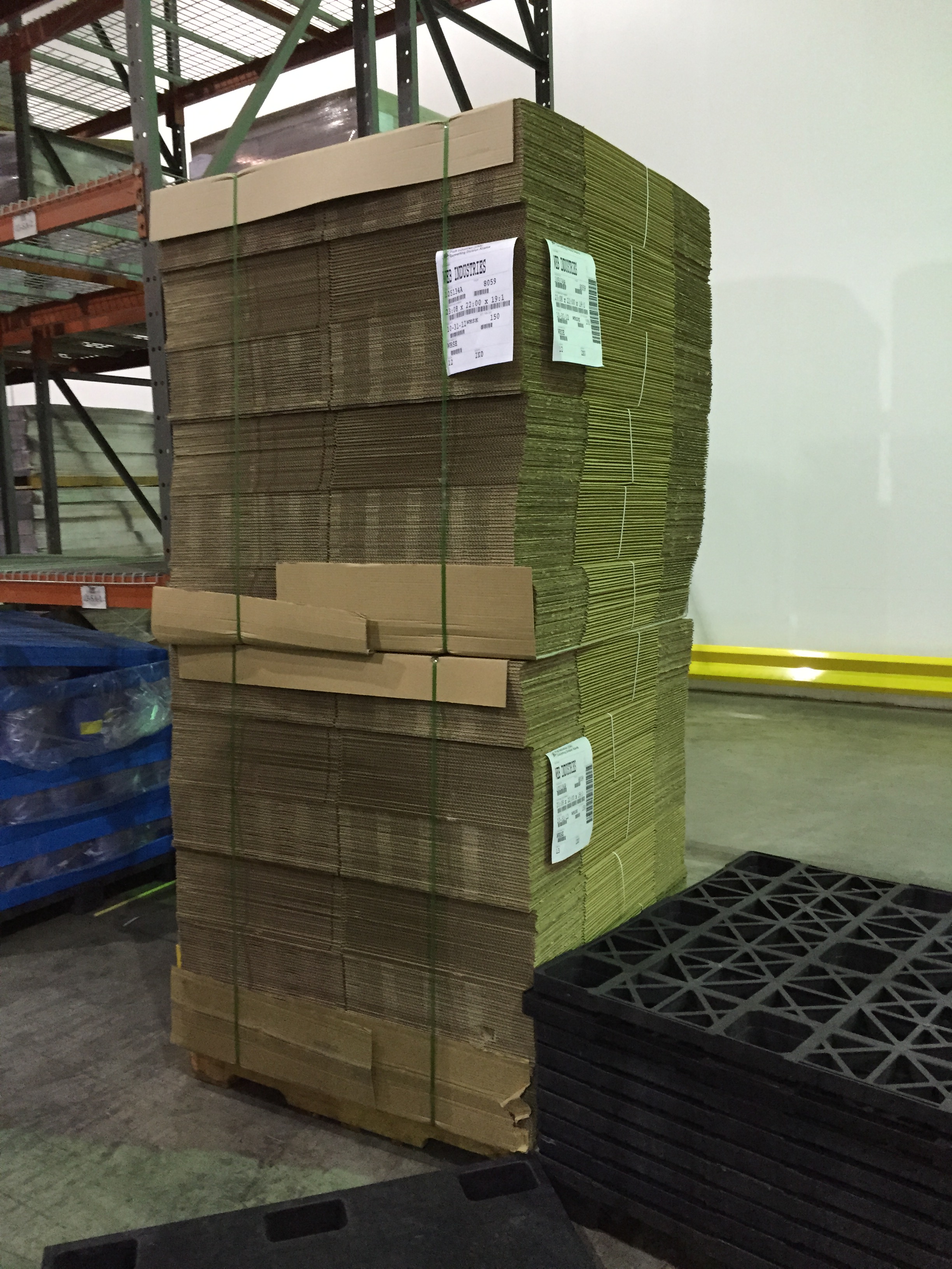 5 PALLET OF CORRUGATED BOXES, 750 PCS TOTAL, SIZE 23.5" X 22" X 19 5/8