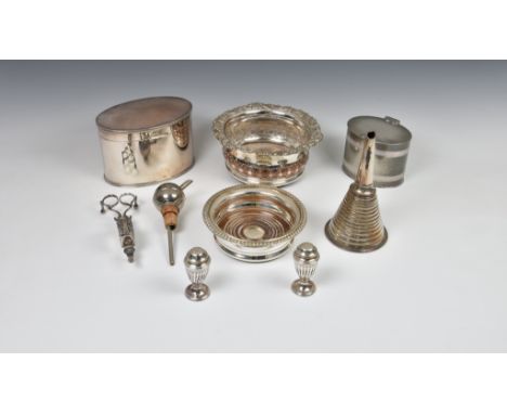 A small group of collectable silver plate, to include a Mappin &amp; Webb, Prince's plate oval caddy or biscuit box; Martin H