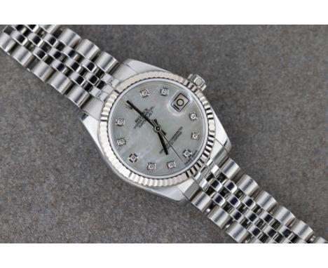 A ladies Rolex Oyster Perpetual Datejust stainless steel wristwatch, ref. 178274, serial no. 7A151736, circa 2011, white gold