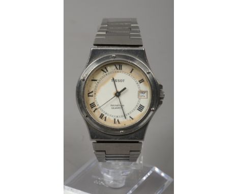 A gentleman's Tissot Seamaster quartz stainless steel bracelet watch.Condition report intended as a guide only.Needs battery.