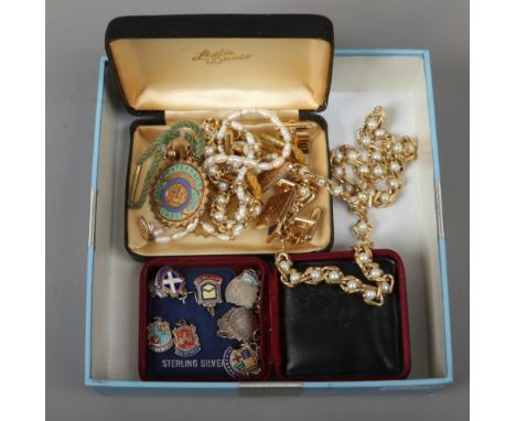 A quantity of collectables including silver charms, race club medals, string of pearls with 14ct gold clasp, cufflinks etc.