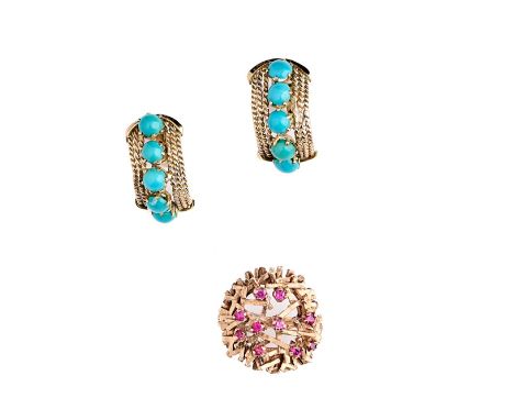 COLLECTION OF JEWELLERY comprising: a textured ring accented with synthetic rubies; a cultured pearl ring; a cultured pearl p