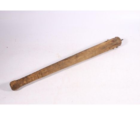 WWI style trench club, the metal end stamped '1916' and with crows foot arrow, 58cm long. 