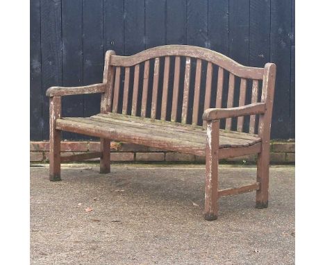 A slatted wooden garden bench152w x 56d x 95h cm