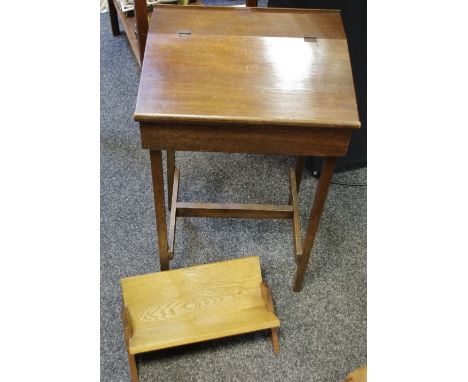 A child's oak school desk and 4-book trough (2)
