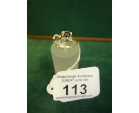 Ladies 9ct gold sapphire ring size M,