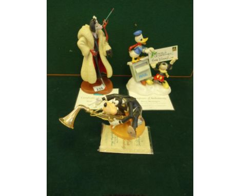 Perfectly Wretched, a Walt Disney Classic collection figurine of Cruella De Vil a limited edition No:3163 9" tall with certif