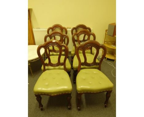 Set of 6 William 1V Mahogany overstuffed dining chairs with spoon shaped backs, button back seating area on Tulip fluted supp