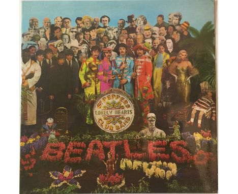 THE BEATLES - SGT. PEPPER'S LONELY HEARTS CLUB BAND LP (ORIGINAL UK STEREO COPY - PCS 7027). Superb condition stock original 