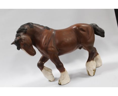 A BESWICK MODEL OF A WALKING SHIRE HORSE IN MATT FINISH