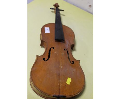 A VINTAGE VIOLIN WITH A TWO PIECE BACK A/F
