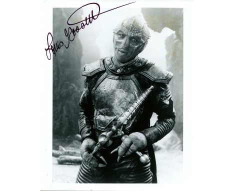ACADEMY AWARD WINNERS: Selection of signed 8 x 10 photographs by various Oscar winning actors and actresses comprising Mark R