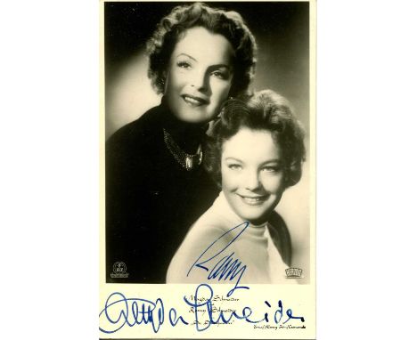 SCHNEIDER MAGDA (1909-1996) & ROMY (1938-1992) German actresses, mother and daughter. Vintage signed postcard photograph by b