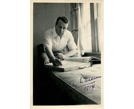 SIMENON GEORGES: (1903-1989) Belgian crime writer, creator of the fictional detective Jules Maigret. Vintage signed 3.5 x 5 p