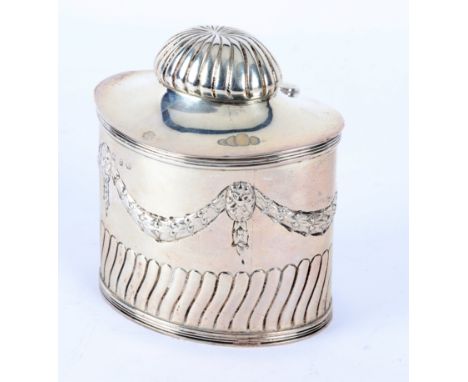 An oval silver tea caddy, George Unite, Birmingham 1897, with integral caddy spoon within the hinged cover, the caddy with sw