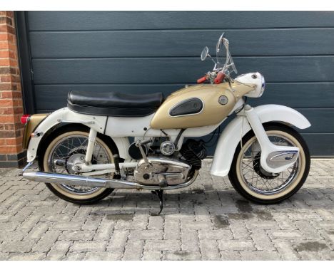 1961 Ariel 247cc ArrowRegistration no. YSR 710Frame no. T26826/TEngine no. T-264-AThe Ariel Leader, and its sports derivative