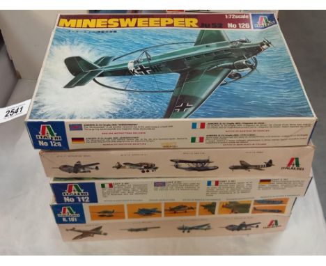 5 boxed italeri aeroplane model kits 1:72 scale believed to be complete 