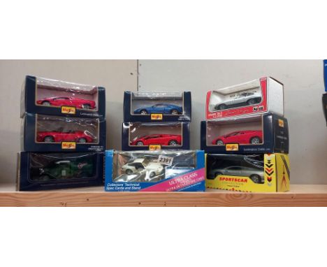 10 x 1/24 boxed diecast including Maisto supercars etc Including Ferrari, Lamborghini &amp; Porsche etc 