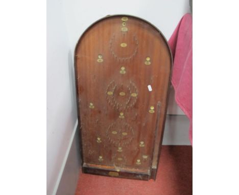 Amersham "Scora" Bagatelle, with integral scoreboard and balls.
