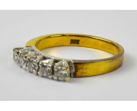 A 14ct yellow gold five stone diamond ring, size M, approx 3.3g. 