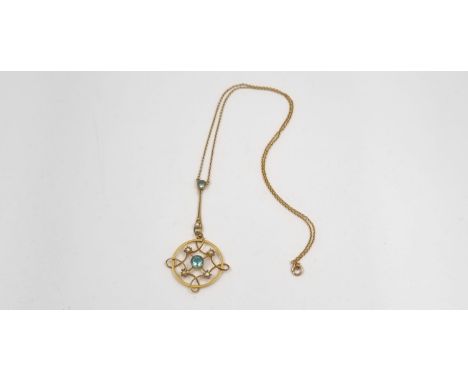 Victorian 9K Yellow Gold Disappearing Necklace - with a 9K Yellow gold aquamarine and pearl pendant. 44cm4.11g 