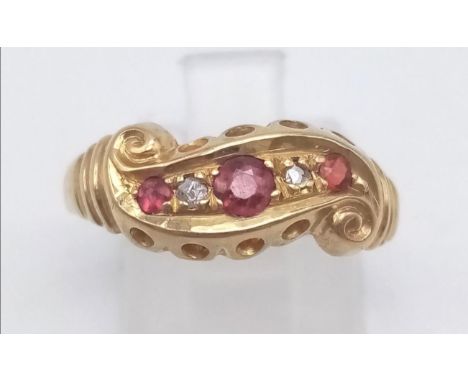 An 18 K yellow gold ring with diamonds and rubies. Ring size: P, weight: 2.9 g. 