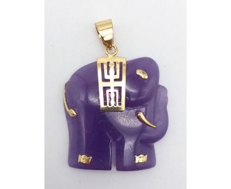 A Lavender Jade Elephant Pendant. 3 x 2cm. 