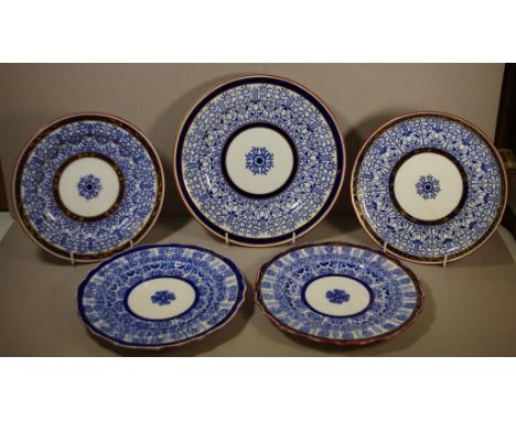 Five various Victorian Royal Worcester plates Lily pattern to each. D23cms (4) & 27cms (1) approx.