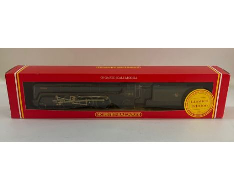 A Hornby Railway Tennyson engine 70032-00 gauge scale model 
