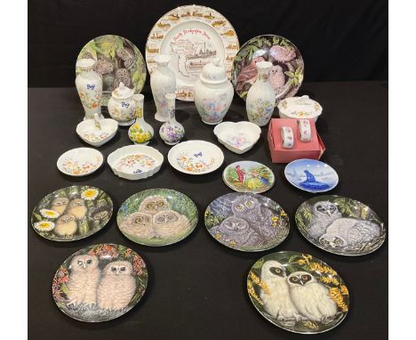An Aynsley Cottage Garden pattern vase and others similar, ginger jar and cover, vases, trinket dishes, Wild Tudor, Little Sw