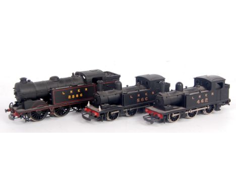 A white metal kit built LNER class N2 tank engine (FG) together with 2 mainline J72 tank engines LNER black no. 462 and no. 5