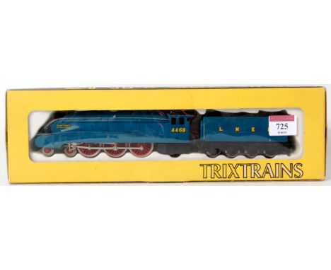 Trix trains LNER blue 'Mallard' engine and tender, Triang coupling fitted (G-BG)