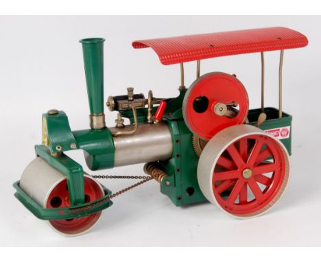 Wilesco D365 Dampfwalve steam roller, Old Smoky, unboxed example that has been fired, with turning wire