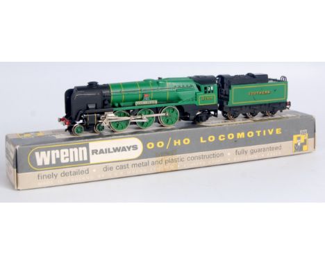 A Wrenn railways W2237 Southern Malachite green Lyme-Regis engine and tender marks to one side of tender (FG-BG)