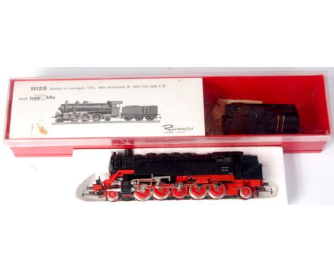 A Rivarossi 11125 H0 2-6-2 engine and tender FS 680-102 class (G-BG) and a BR 84 2-10-2 tank engine (G-BF) by Gershard Hruska