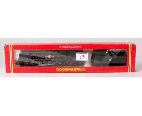 A Hornby Rebuilt Merchant Navy engine and tender 'New Zealand Line' in wrong box (G-BP)