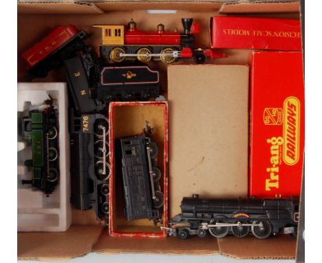 Triang R50 black Princess Victoria engine (G-BG) R30 tender (F-BF) R152 black diesel shunter (G-BG), 'Davy Crockett' engine a
